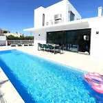 Casa Emeline-stunning Family With Pool Tavira