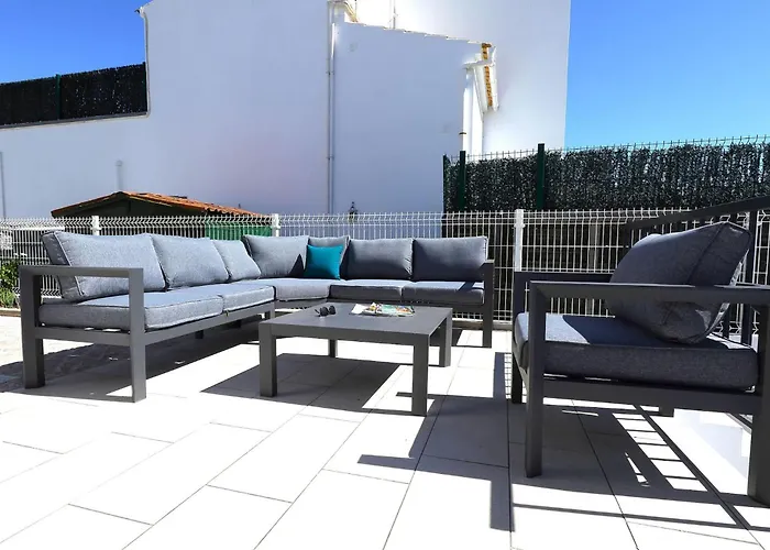 빌라 Casa Emeline-stunning Family With Pool 타비라